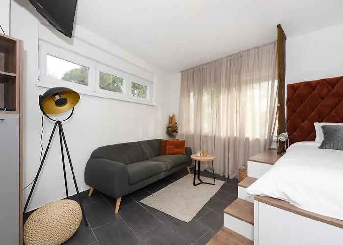 Feel Good Apartment & Studio
