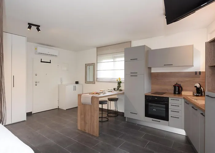 Feel Good Apartment & Studio