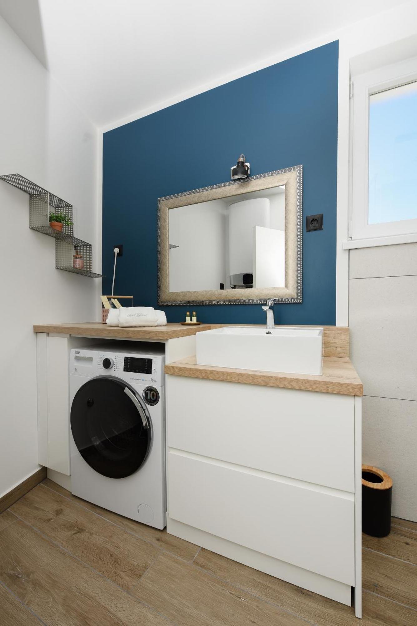 Apartma Feel Good & *