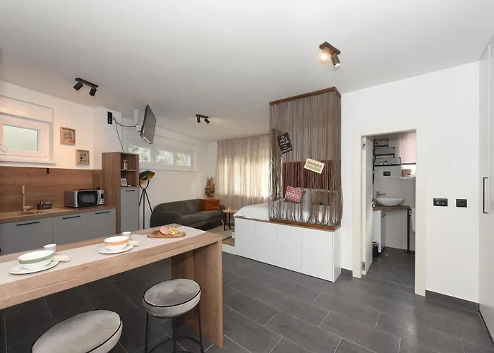 Feel Good Apartment & Studio