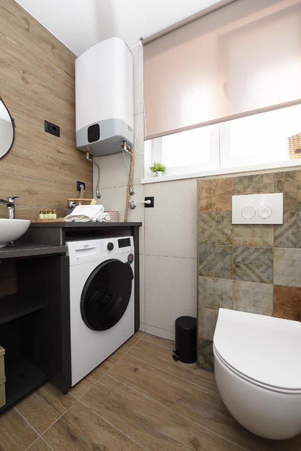 Feel Good & Apartment