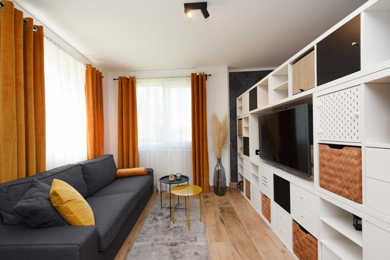 Feel Good & Apartment
