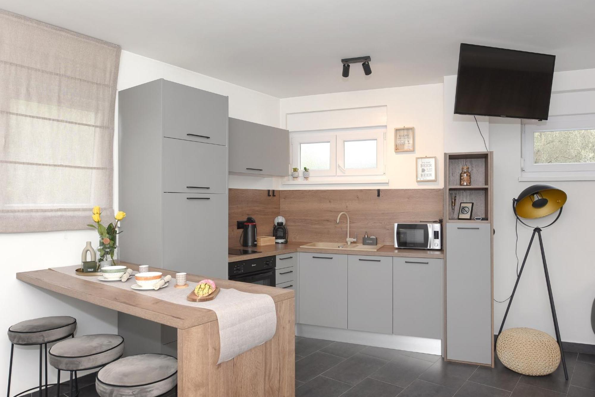 Apartment Feel Good &